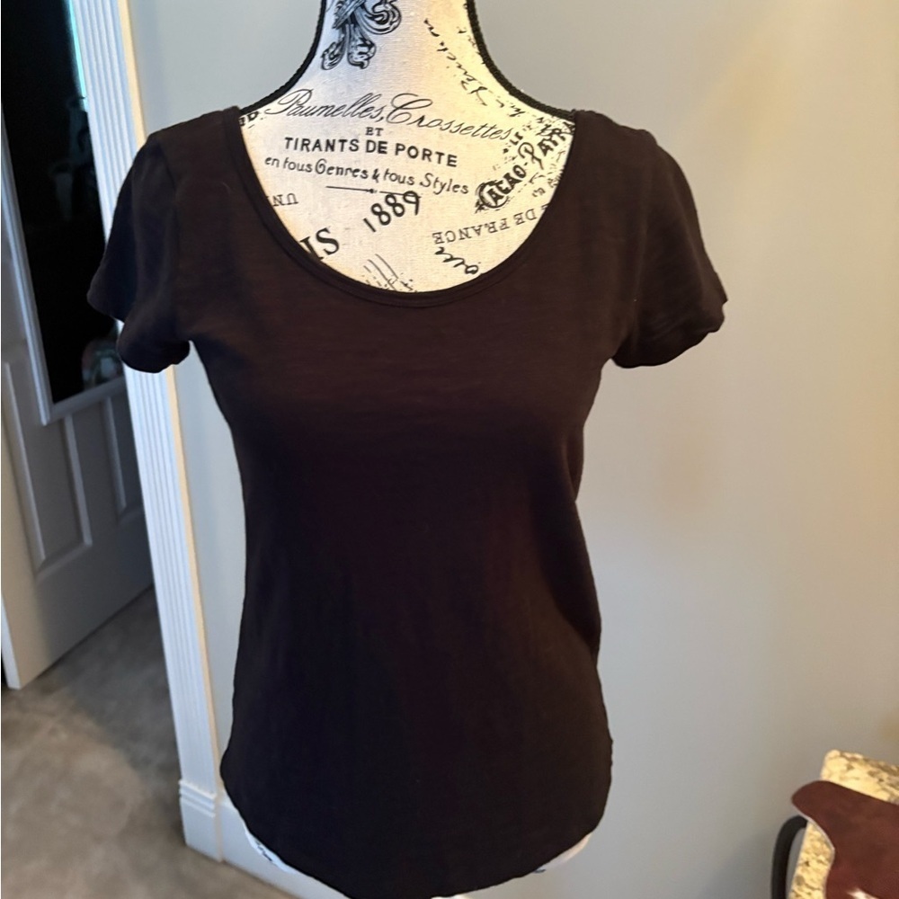 White House Black Market Fitted Black Short Sleeve Tee